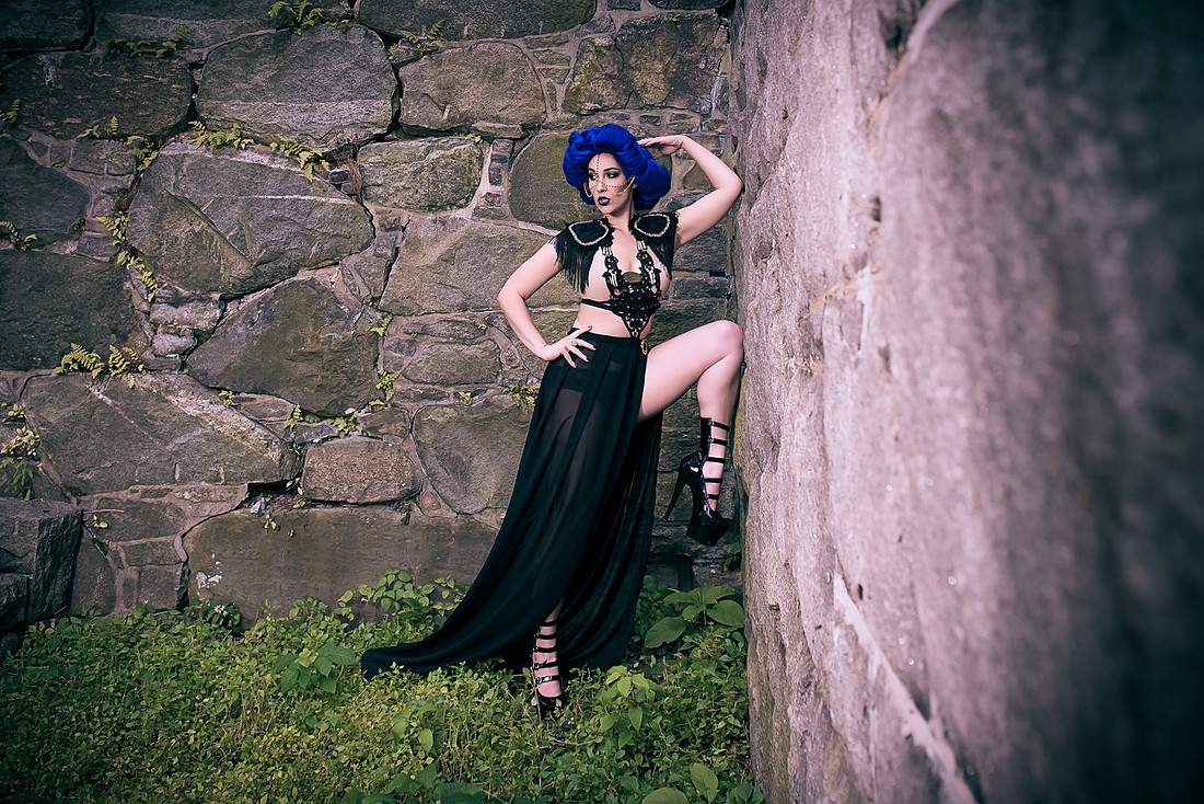 QueenOfCastleBlue (3 of 10)