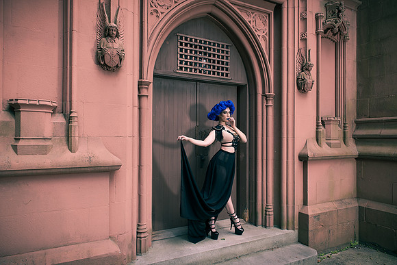 QueenOfCastleBlue (2 of 4)