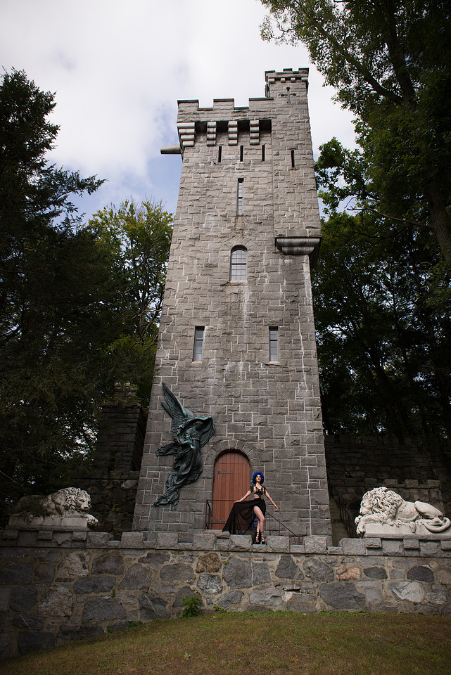 QueenOfCastleBlue (3 of 3)